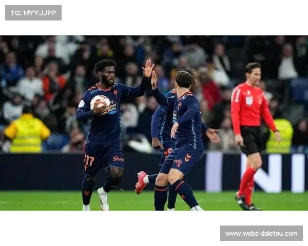 切尔西补时遭布伦特福德绝平联赛不败但跌出前四位置