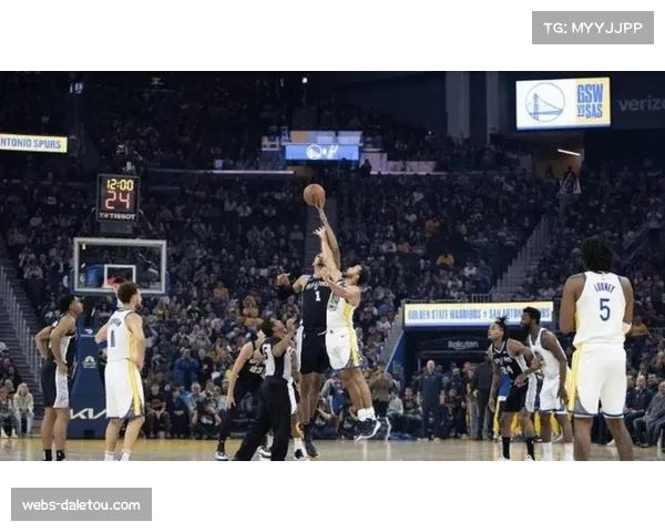 马刺客场114-103击败活塞豪取9连胜，终结对手5连胜并掀翻东部榜首